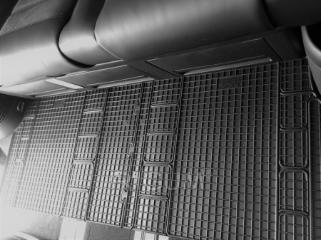 Covorase cauciuc VW Multivan T5 / T6 randul 3, Rigum [1]