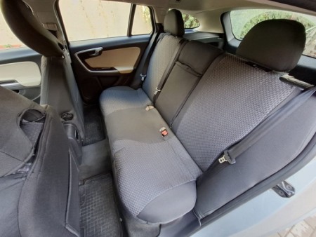 Huse auto dedicate pentru Volvo S60 / V50 [2]