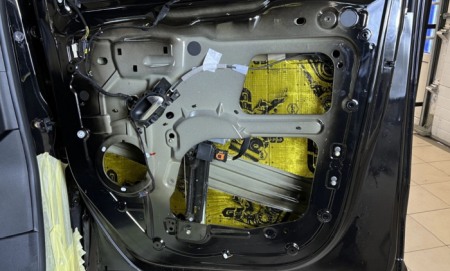 Montaj Sisteme Audio Auto - Insonorizare auto Premium