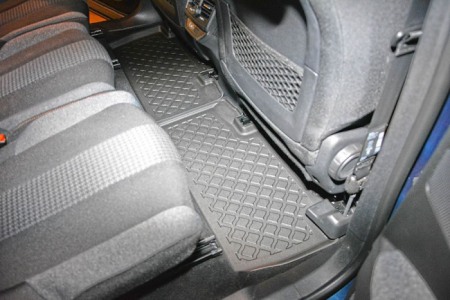 Presuri cauciuc tip tavita Peugeot 5008 II V/5 07.2017- (5 locuri)  [1]