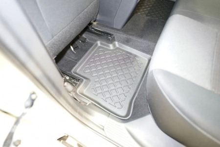 Presuri Nissan Qashqai 3 Mild Hybrid stil tavita cu margini inalte, 2021-prezent, Aristar [4]