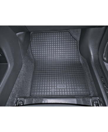 Set presuri cauciuc dedicate Lexus LBX, 2024-prezent, Rigum Cehia [2]