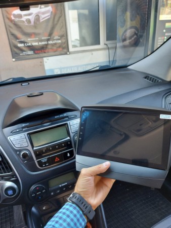 Sistem android auto cu navigatie 9" Hyundai IX35 [2]