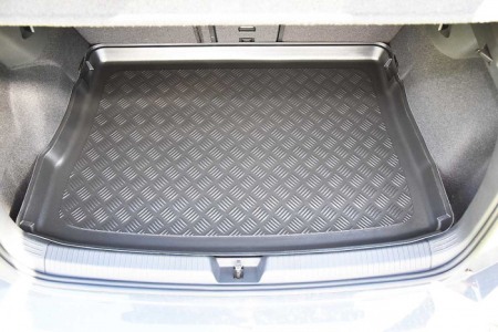 Tava portbagaj Basic VW Golf 8 hatchback, 2020-prezent (portbagaj sus) [2]