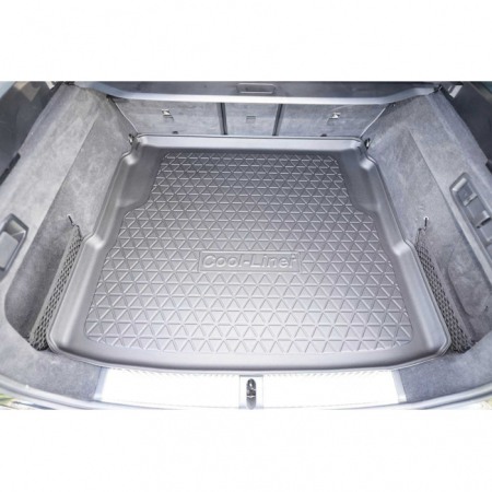 Tava portbagaj dedicata BMW i5 Electric Touring G61, 2024-prezent, Cool Liner™ Aristar [1]