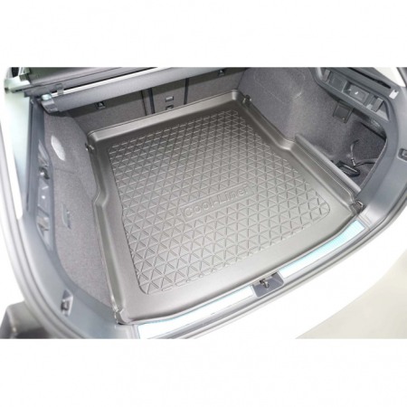 Tava portbagaj dedicata Volkswagen Passat B9 Variant, inclusiv Hybrid MHEV si Plug-in Hybrid, 2024-prezent, podeaua portbagajului sus, Cool Liner™ Aristar [1]