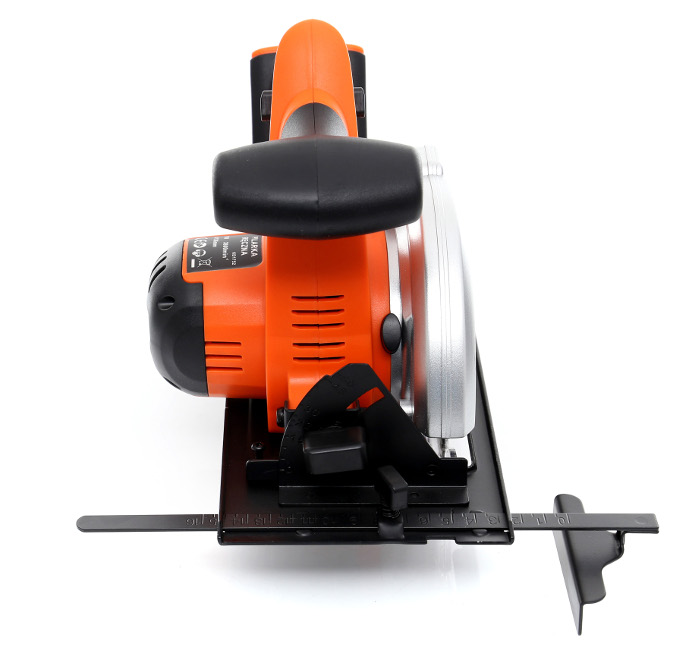 ferăstrău manual KD1752