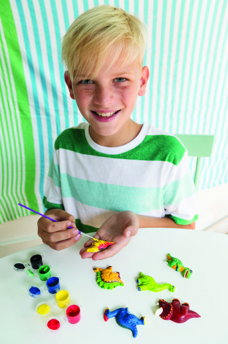 Atelier creativ Modeleaza si picteaza - Dinozaur care straluceste in intuneric - 4M - BazaRapid.ro [7]