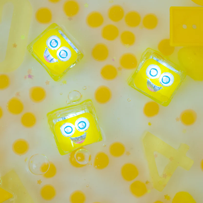 Jucarie senzoriala luminoasa Alex - Glo Cube, galben - Glo Pals - BazaRapid.ro [3]