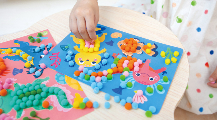 Set creativ Everyday Craft Pom Pom - confectioneaza un Axolotl - Avenir - BazaRapid.ro [3]