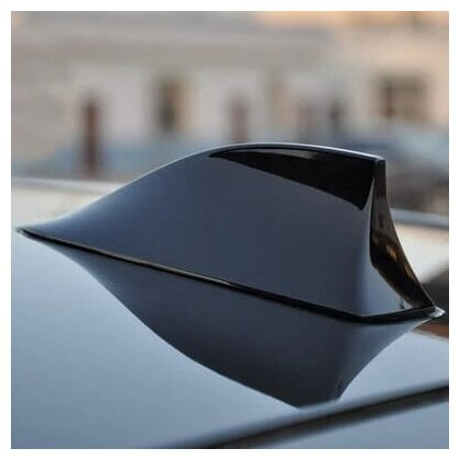 Auto - Moto - Antena auto activa AM - FM tip "SHARK TAIL" culoare NEGRU