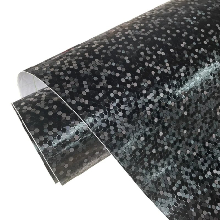 Accesorii Autoturisme - Folie auto decorativa Premium Honeycomb Black, model hexagonal 3D, autoadeziva, rezistenta UV, dimensiune 150 x 100cm
