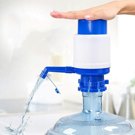 CASA SI GRADINA - Pompa Manuala Universala pentru distribuire apa