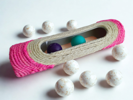 Joacă - Jucărie pentru pisici, tub din sisal cu 3 mingi, 29 cm