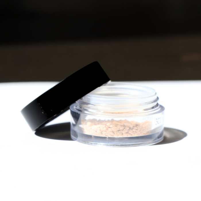 SAMPLE NATURAL LOOSE MINERAL FONDATION 0.7G  Neutral [3]