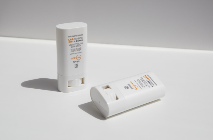 STICK DE PROTECTIE SOLARA COLORAT CU SPF50, CITY&BEACH VELVET TOUCH SUN COLOR - 17g [3]