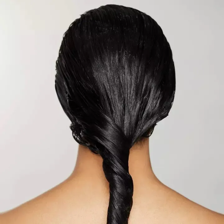 INTENSIVE TREATMENT, MASCA INTENSIVA PENTRU REGENERAREA PARULUI DEGRADAT 150ml [3]