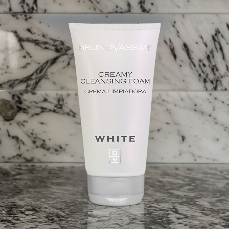 Spuma-crema de curatare, Creamy Cleansing Foam, gama WHITE - 150ml [2]