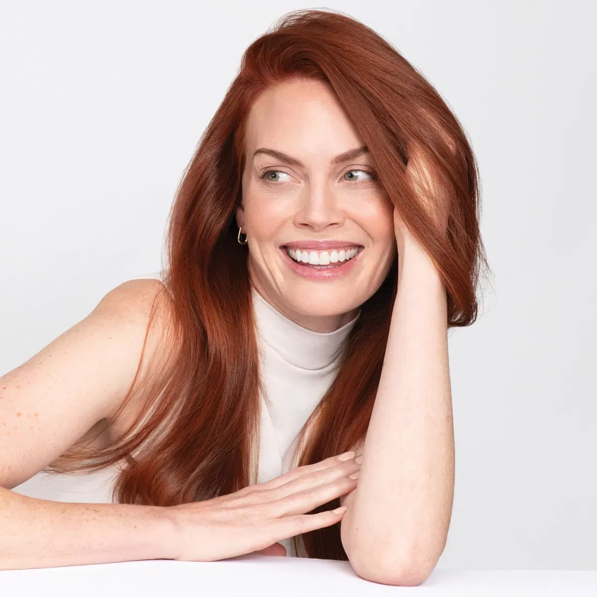 SUPER STRONG CONDITIONER, BALSAM CE REFACE STRUCTURA INTERNA A PARULUI DEGRADAT - 300ml [1]