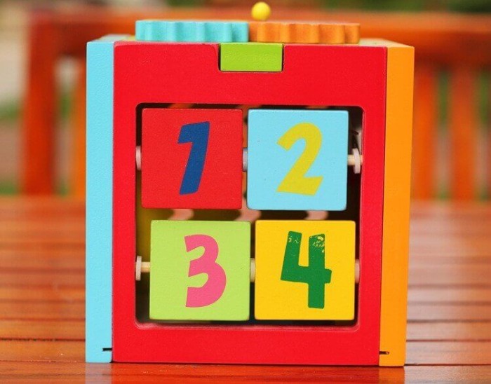 Cub Lemn Multifunctional [3]