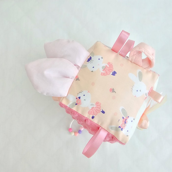 Cub textil pentru bebelusi, cu activitati, Bunny Pink [5]