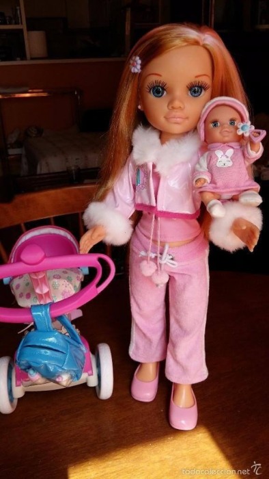 Papusa Maylla cu carucior si accesorii [4]