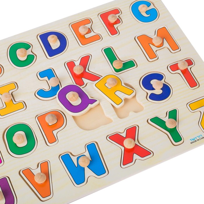 Puzzle lemn  cu maner Alfabet [4]