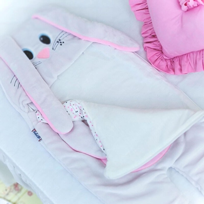 Sac de dormit iepuras roz-personalizat cu nume [2]