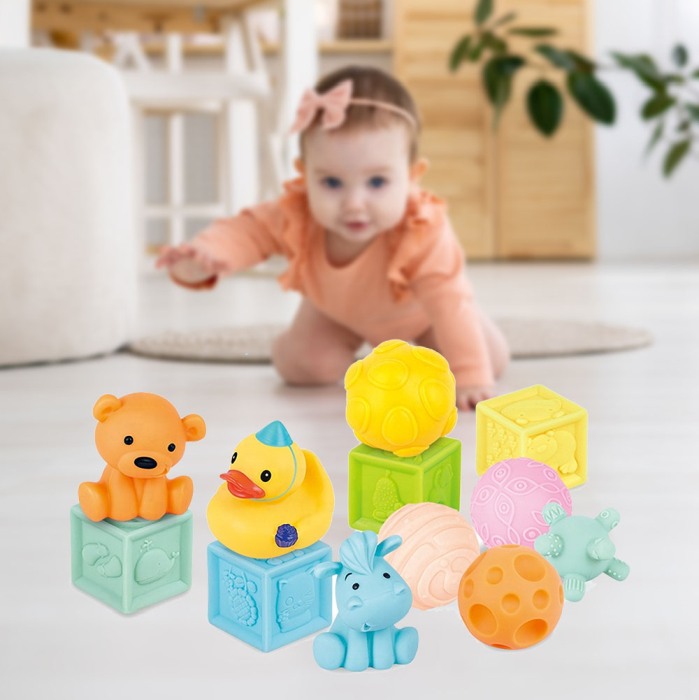 Set 12 jucarii senzoriale pentru bebelusi [2]