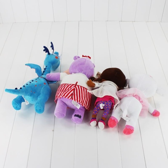 Set 4 jucarii plus: Doctorita Plusica, Hallie, Lambie si Dragonel [3]