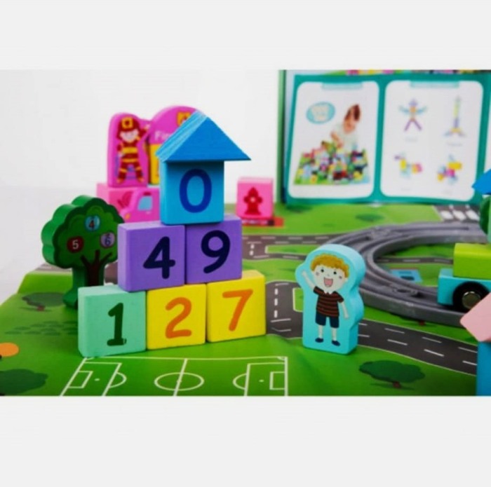 Set 56 de cuburi cu covoras de joaca, Orasel Beilaluna [7]