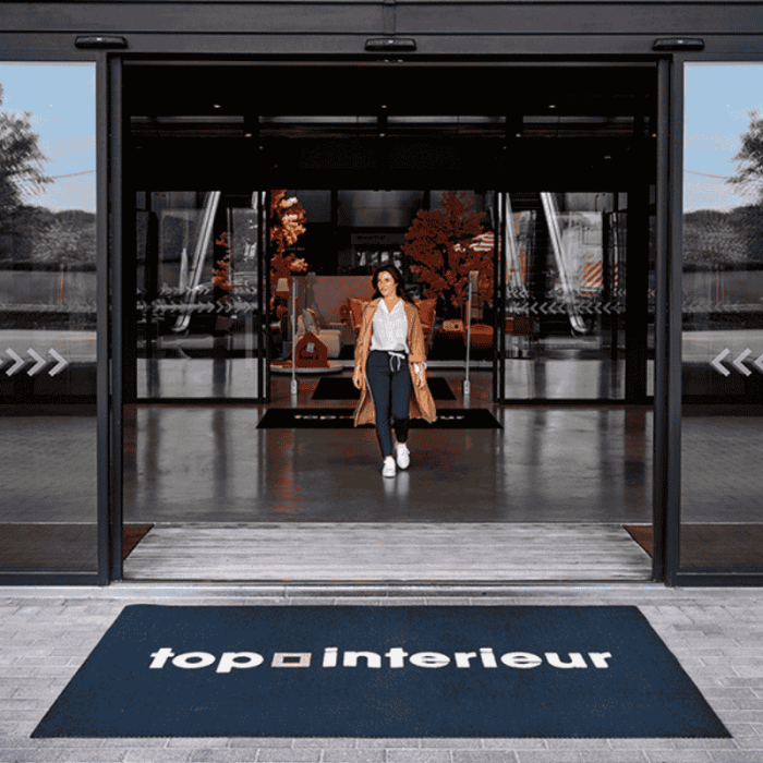 covoras-personalizat-cu-logo-premium-intrare-profesionala [6]