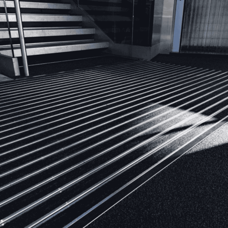 Ștergătoare de picioare din aluminiu Clean Ryps Wide BeeGreen. [1]