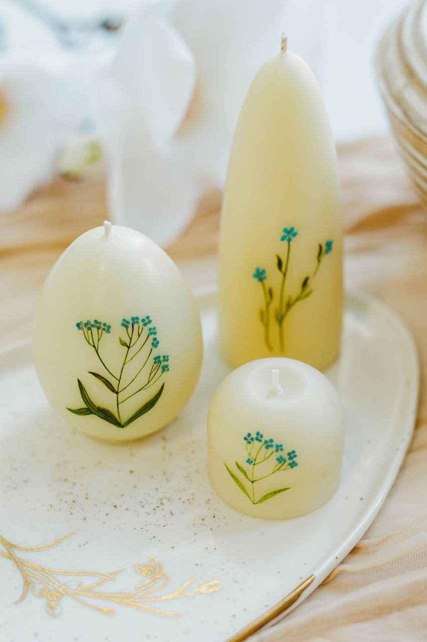 Lumanare pictata cu flori de nu-ma-uita [6]