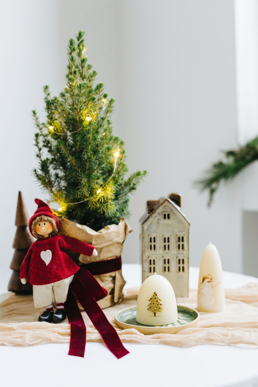 Lumânare din ceară naturală de albine lucrată manual - Brad [7]