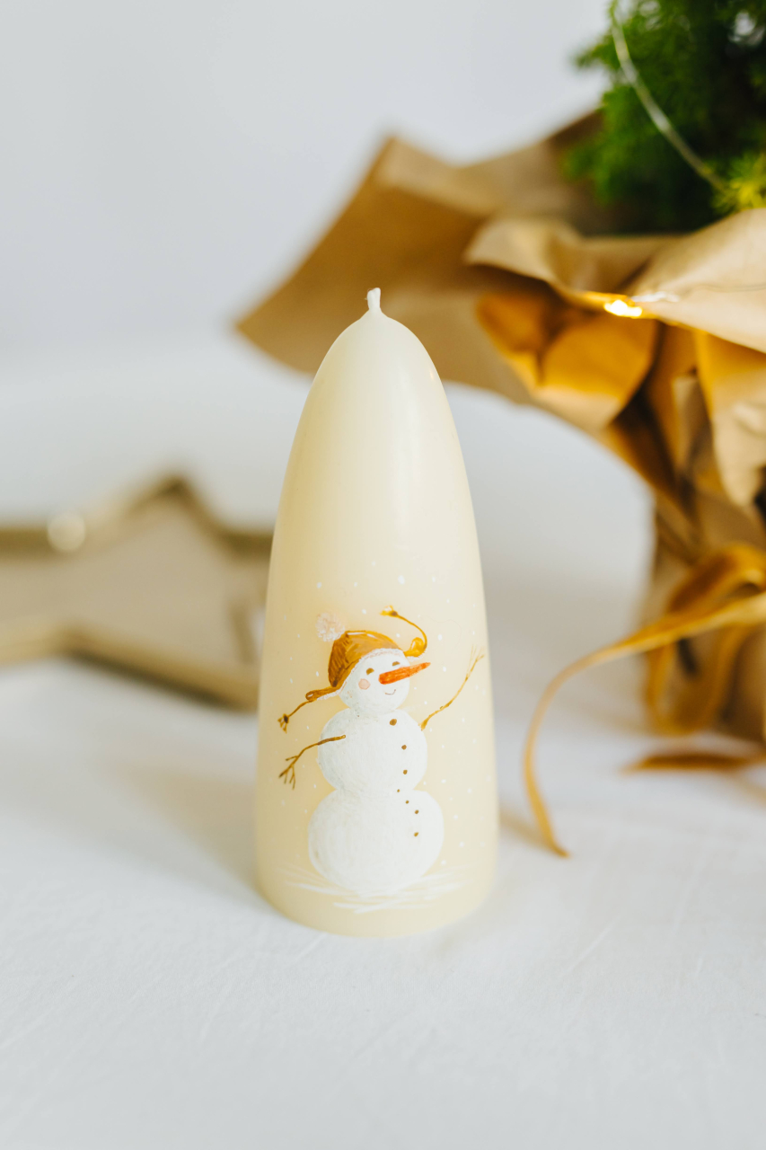 Lumânare din ceară naturală de albine realizată manual - Om de zăpadă [3]