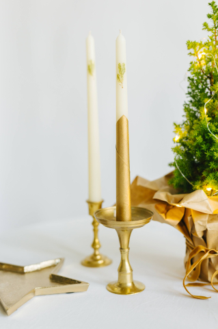 Lumânări din ceară de albine naturală pentru sfeșnic, pictate manual - Crenguțe de brad [1]