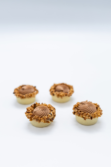 Mini tarte rotunde cu ciocolată și alune caramelizate [2]