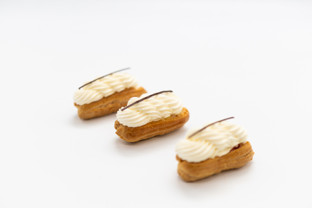 Mini ecler cu căpșuni și ganache monté [2]