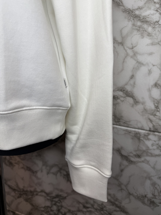 Bluză damă Guess originală, logo distinctiv, colecție outlet [3]