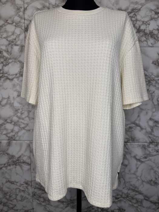 Bluză damă Guess originală, logo distinctiv, colecție outlet [2]