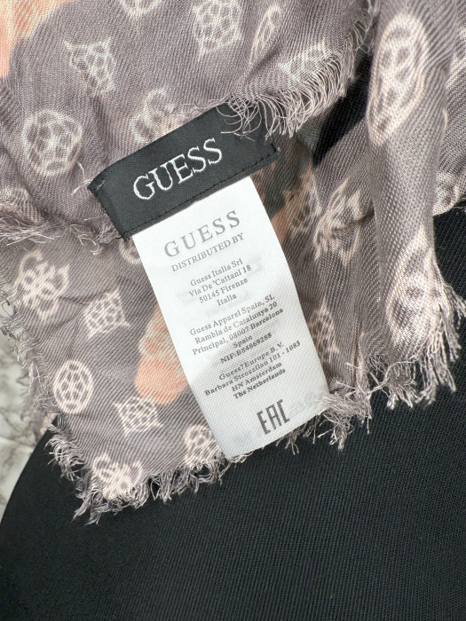 Eșarfă multicoloră Guess Damă- logo distinctiv, colecție outlet. [4]