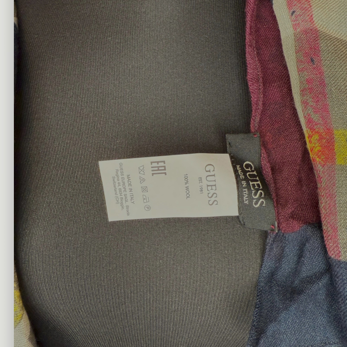 Eșarfă Guess Damă- logo distinctiv, colecție outlet. [2]