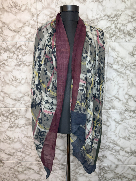 Eșarfă Guess Damă- logo distinctiv, colecție outlet. [3]