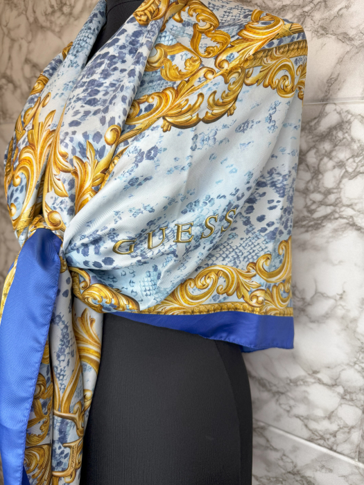 Eșarfă multicoloră Guess Damă- logo distinctiv, colecție outlet. [3]