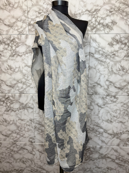 Eșarfă Guess Damă- logo distinctiv, colecție outlet. [3]