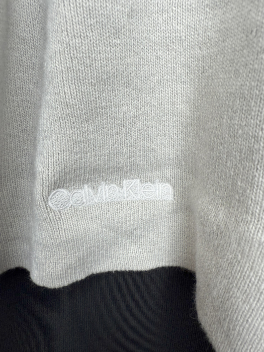 Fular Gri Calvin Klein Unisex- logo distinctiv, colecție outlet. [4]