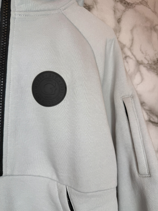 Hanorac Guess Copii – cu Glugă- logo distinctiv, colecție outlet. [2]