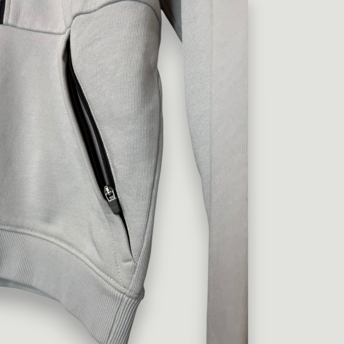 Hanorac Guess Copii – cu Glugă- logo distinctiv, colecție outlet. [2]