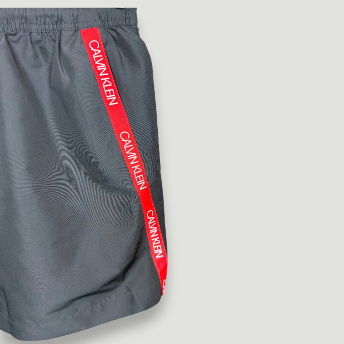 Pantaloni scurți de baie bărbătești Calvin Klein – logo distinctiv, colecție outlet. [2]